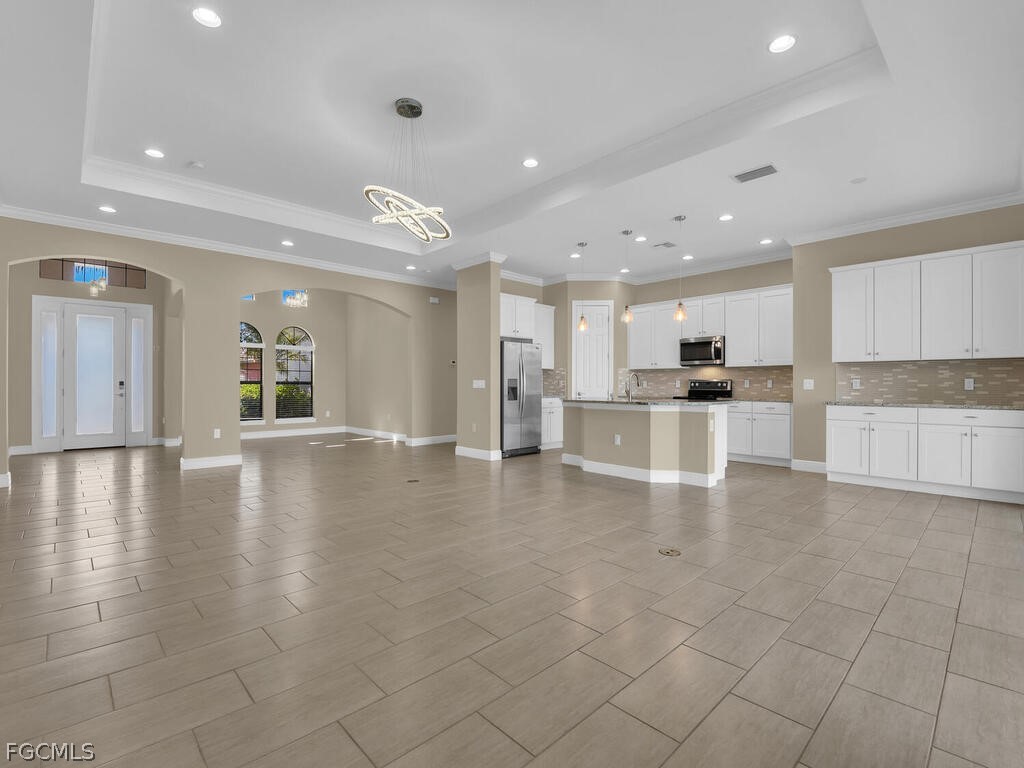 10093 Avalon Lake Circle Fort Myers FL 33913 2026009853 image8