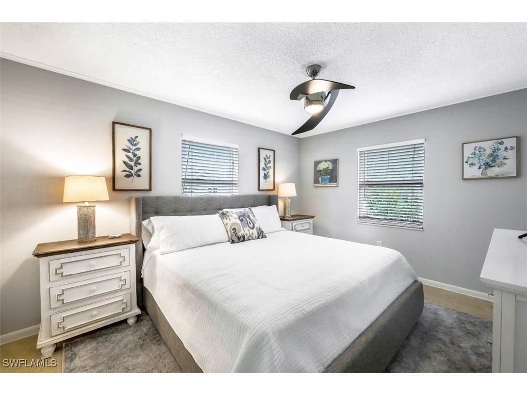 10095 7th Street N #1 2 3 Naples FL 34108 225072786 image10