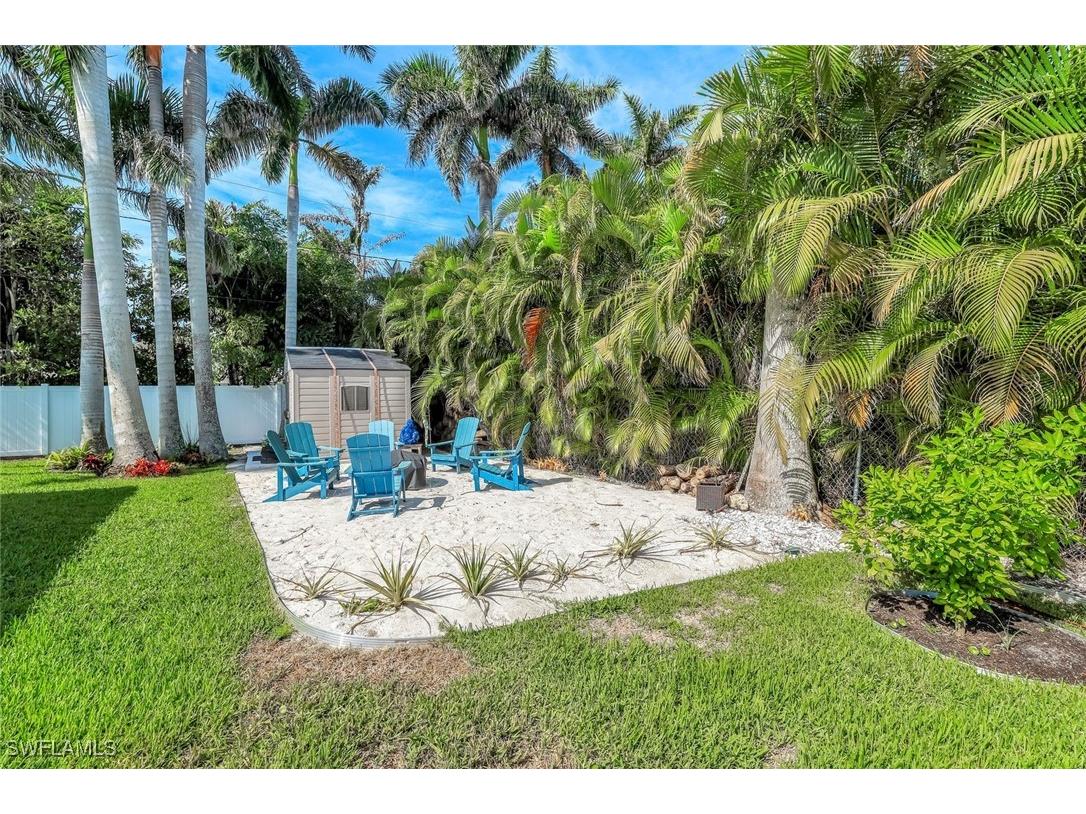 10095 7th Street N #1 2 3 Naples FL 34108 225072786 image32