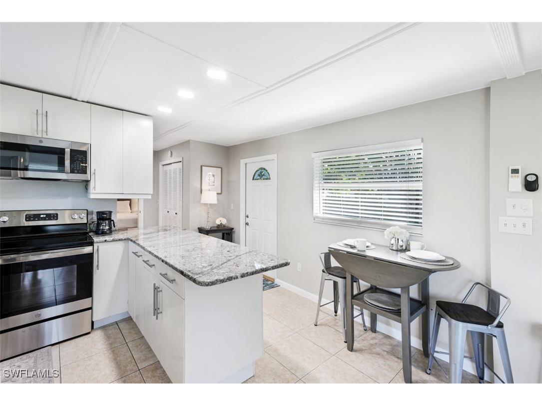 10095 7th Street N #1 2 3 Naples FL 34108 225072786 image36