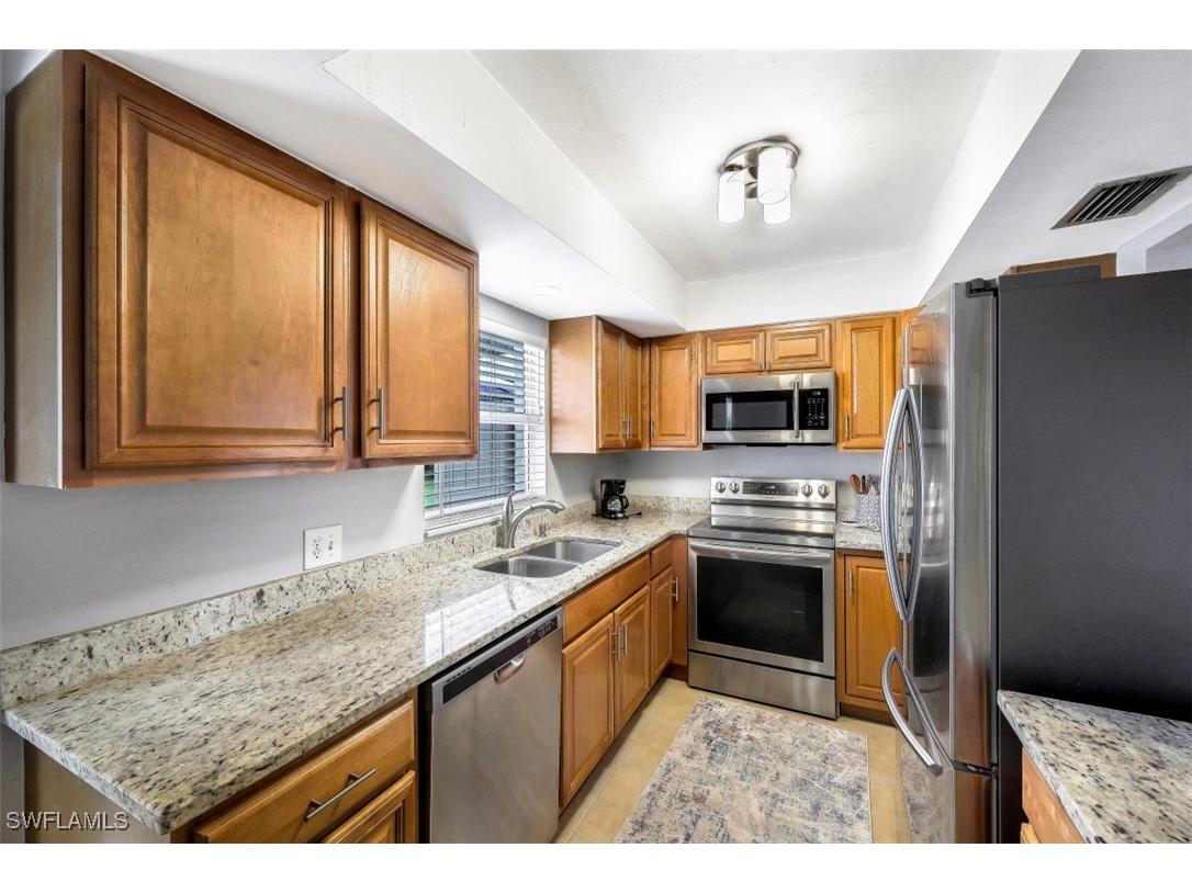 10095 7th Street N #1 2 3 Naples FL 34108 225072786 image5