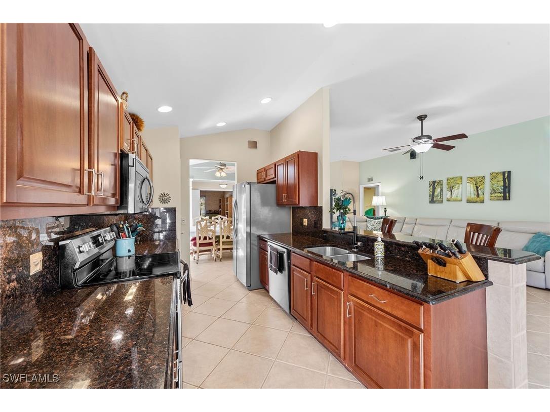 10097 Colonial Country Club Boulevard Fort Myers FL 33913 225078446 image23