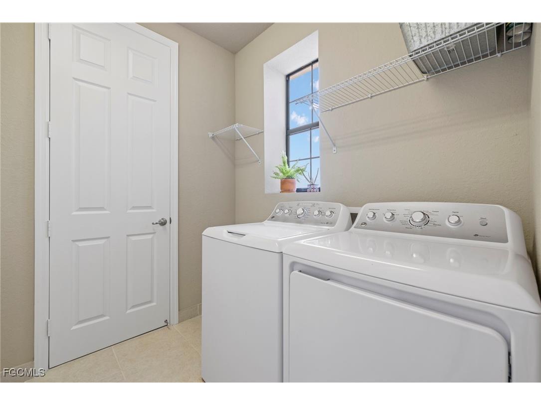 10099 Windy Pointe Court Fort Myers FL 33913 2025019224 image11