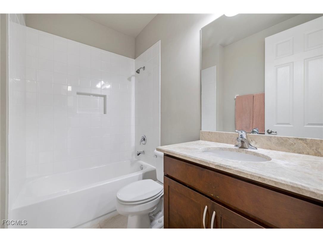 10099 Windy Pointe Court Fort Myers FL 33913 2025019224 image23