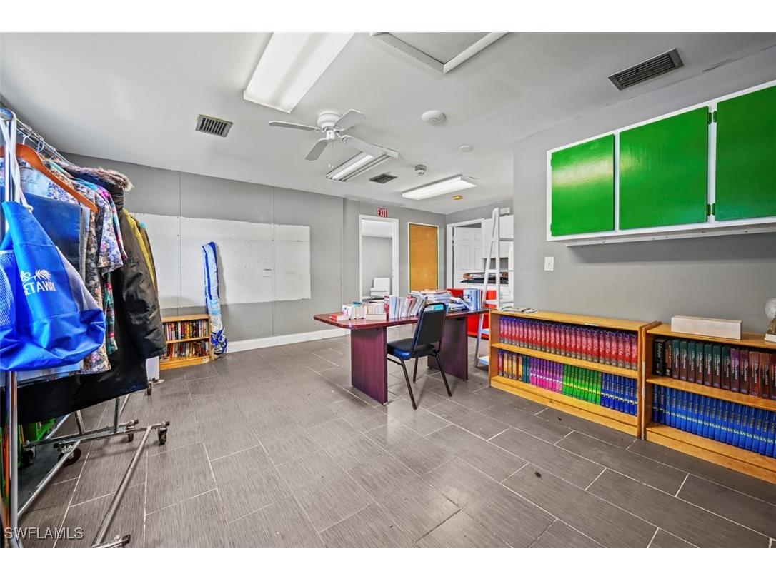 101-105 Saint Andrews Boulevard Naples FL 34113 225070961 image17