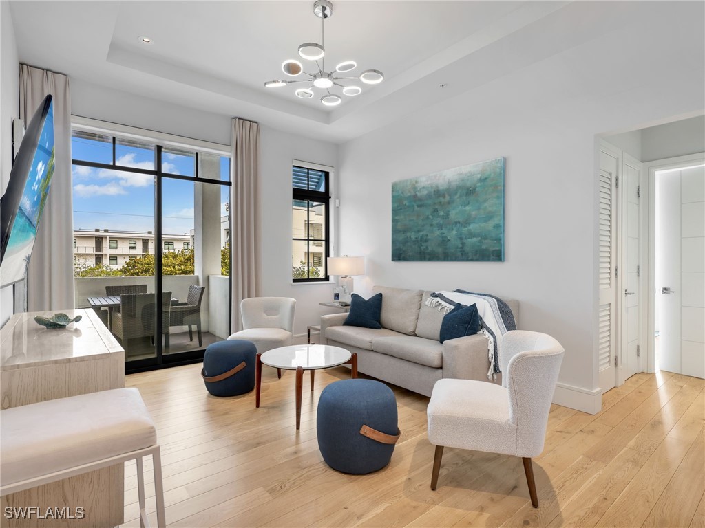 101 8th Street S #201 Naples FL 34102 226005375 image1