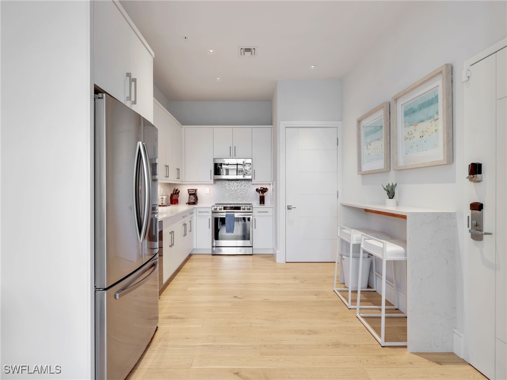 101 8th Street S #201 Naples FL 34102 226005375 image10