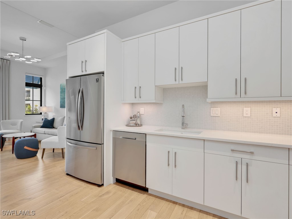 101 8th Street S #201 Naples FL 34102 226005375 image12