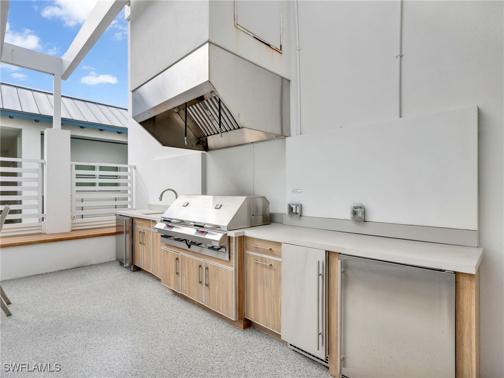 101 8th Street S #201 Naples FL 34102 226005375 image26