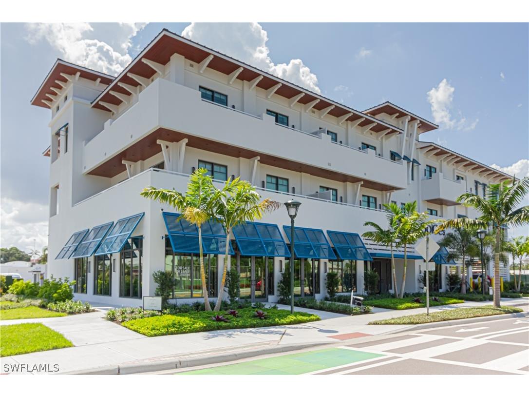 101 8th Street S #204 Naples FL 34102 222065228 image1