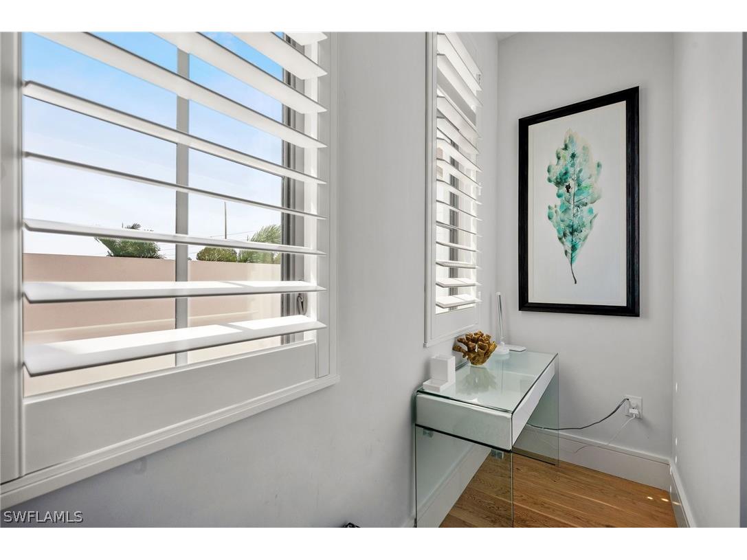 101 8th Street S #206 Naples FL 34102 224031311 image18