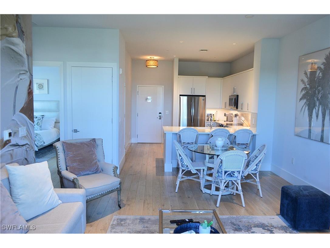 101 8th Street S #302 Naples FL 34102 225022499 image5