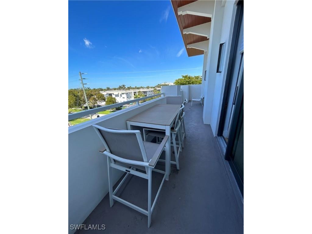 101 8th Street S #302 Naples FL 34102 225022499 image9