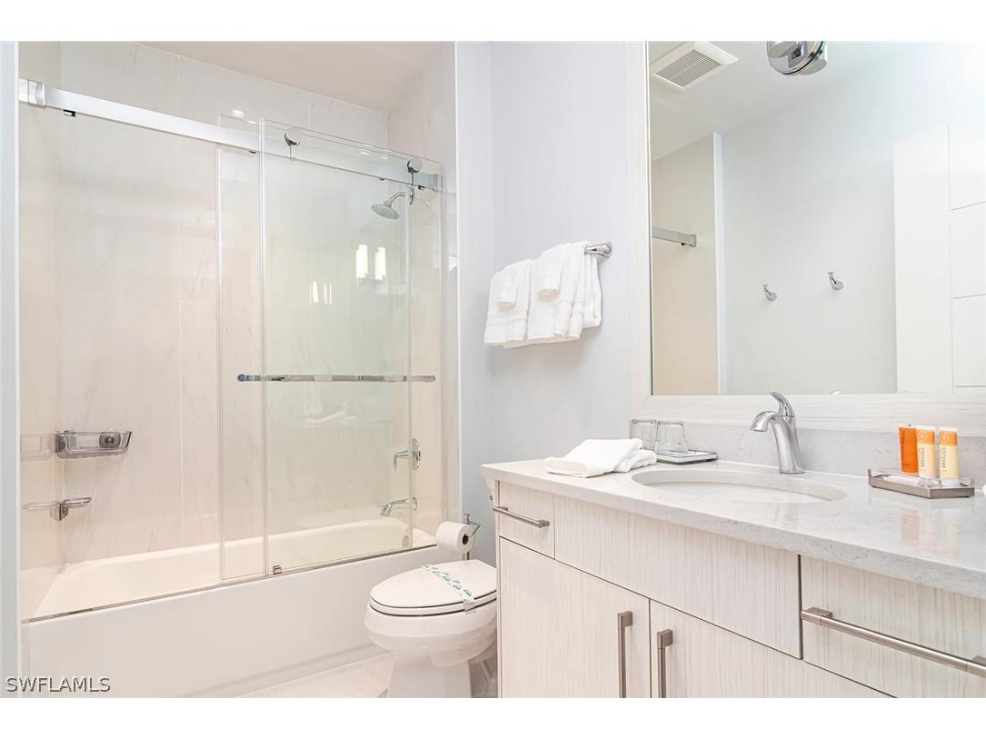 101 8th Street S #302 Naples FL 34102 226007634 image6