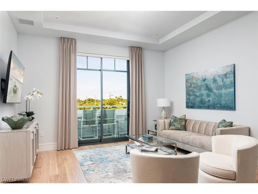101 8th Street S #304 Naples FL 34102 226008148 image6