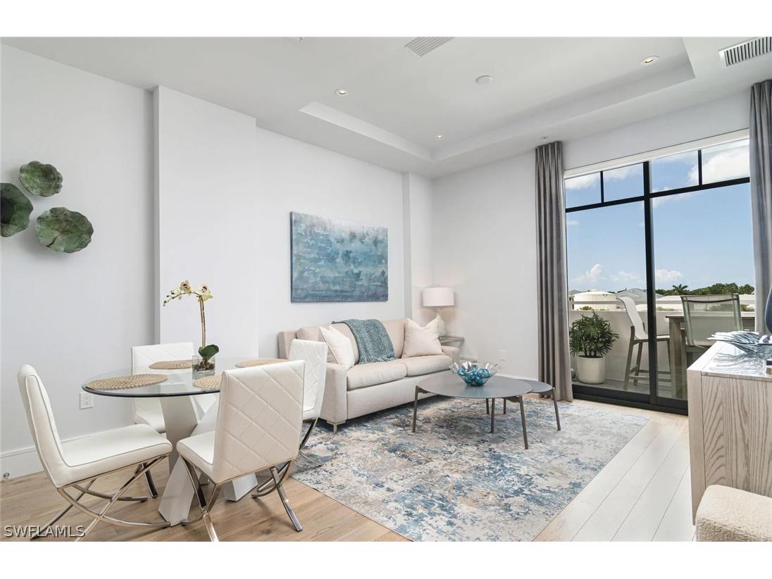 101 8th Street S #306 Naples FL 34102 226008180 image1