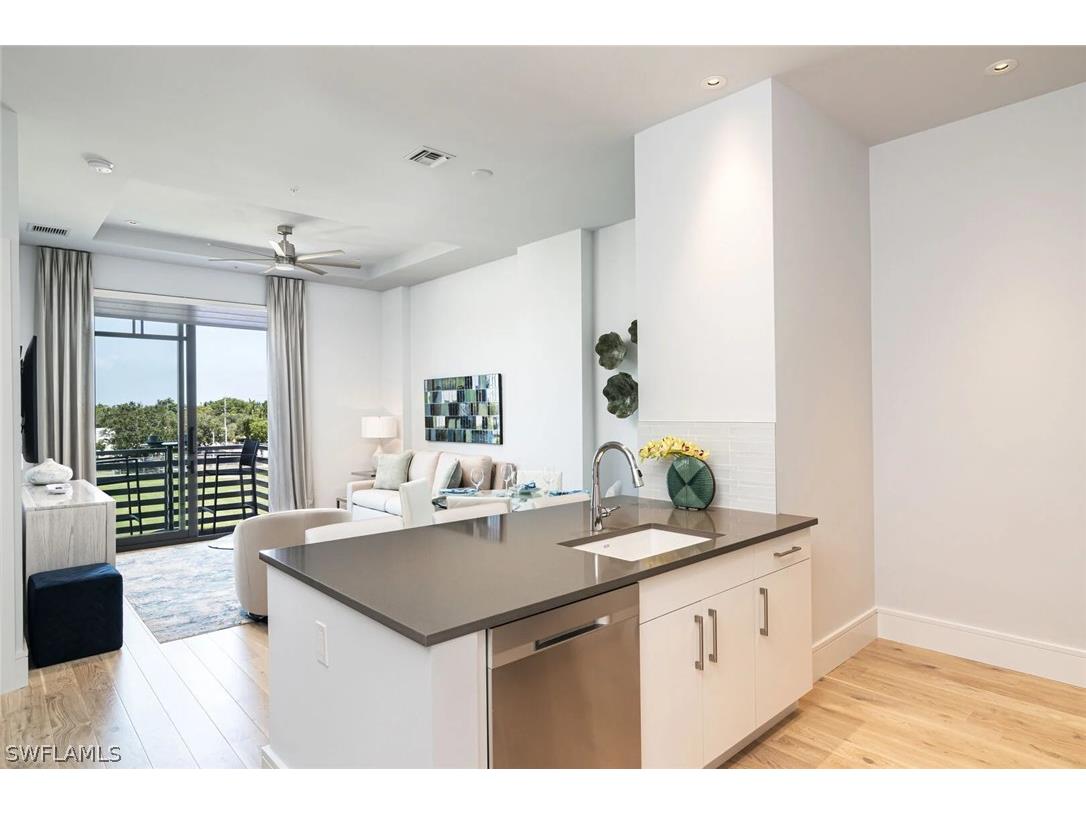 101 8th Street S #308 Naples FL 34102 226008184 image3