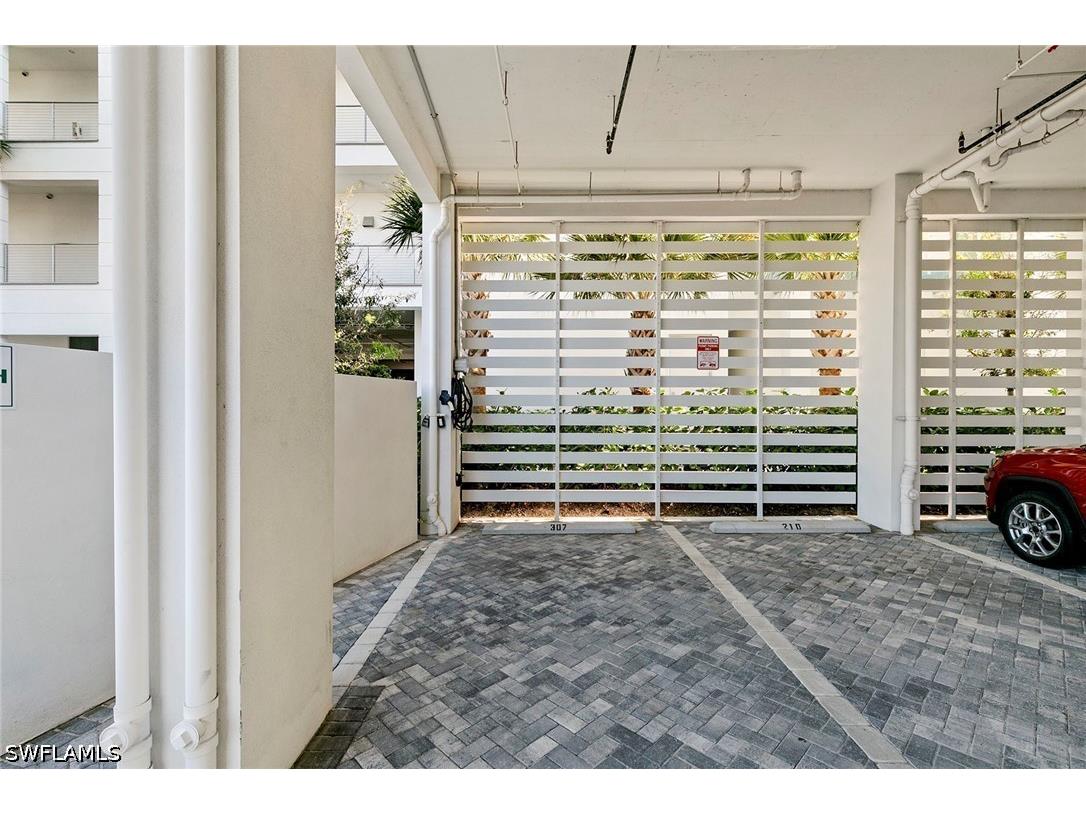 101 8th Street South #307 Naples FL 34102 226015828 image17