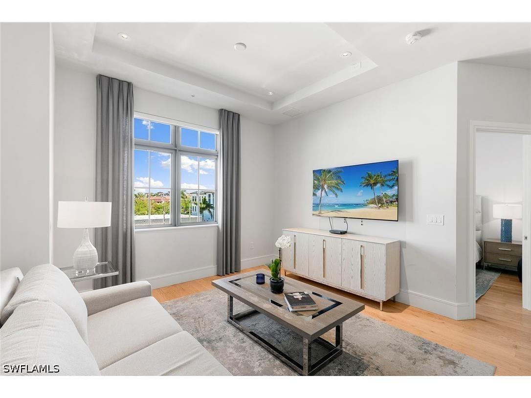 101 8th Street South #307 Naples FL 34102 226015828 image6