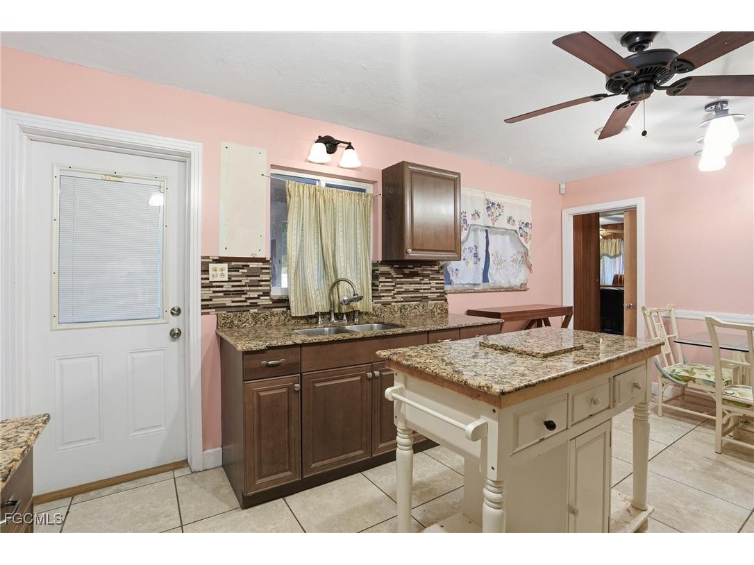 101 Alameda Avenue Fort Myers FL 33905 2025021172 image8