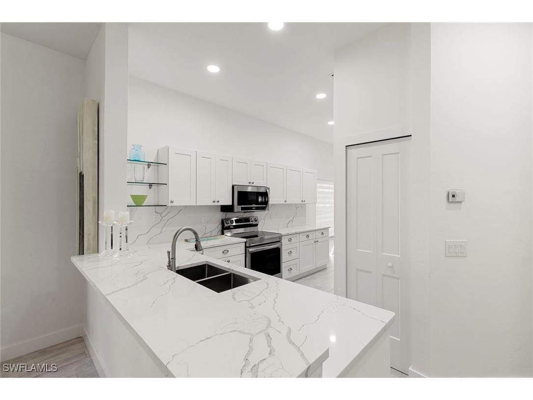 101 Amblewood Lane #1-104 Naples FL 34105 225074213 image13