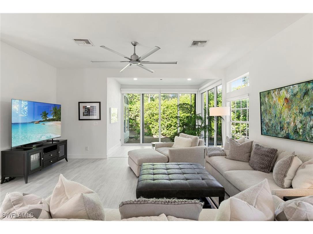 101 Amblewood Lane #1-104 Naples FL 34105 225074213 image2