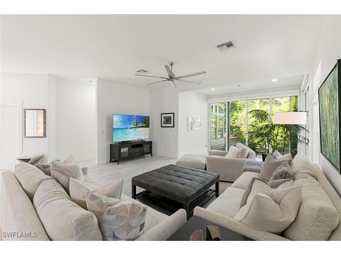 101 Amblewood Lane #1-104 Naples FL 34105 225074213 image8