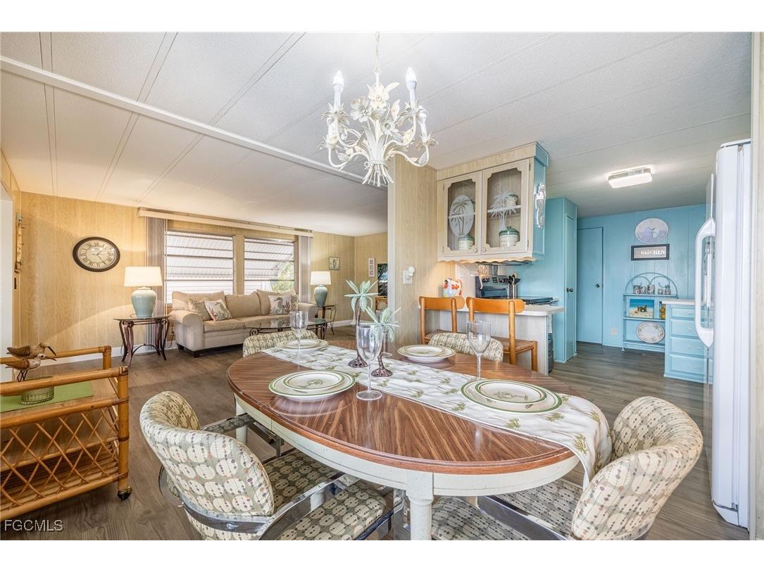 101 Elise Drive Fort Myers FL 33908 2025008900 image11