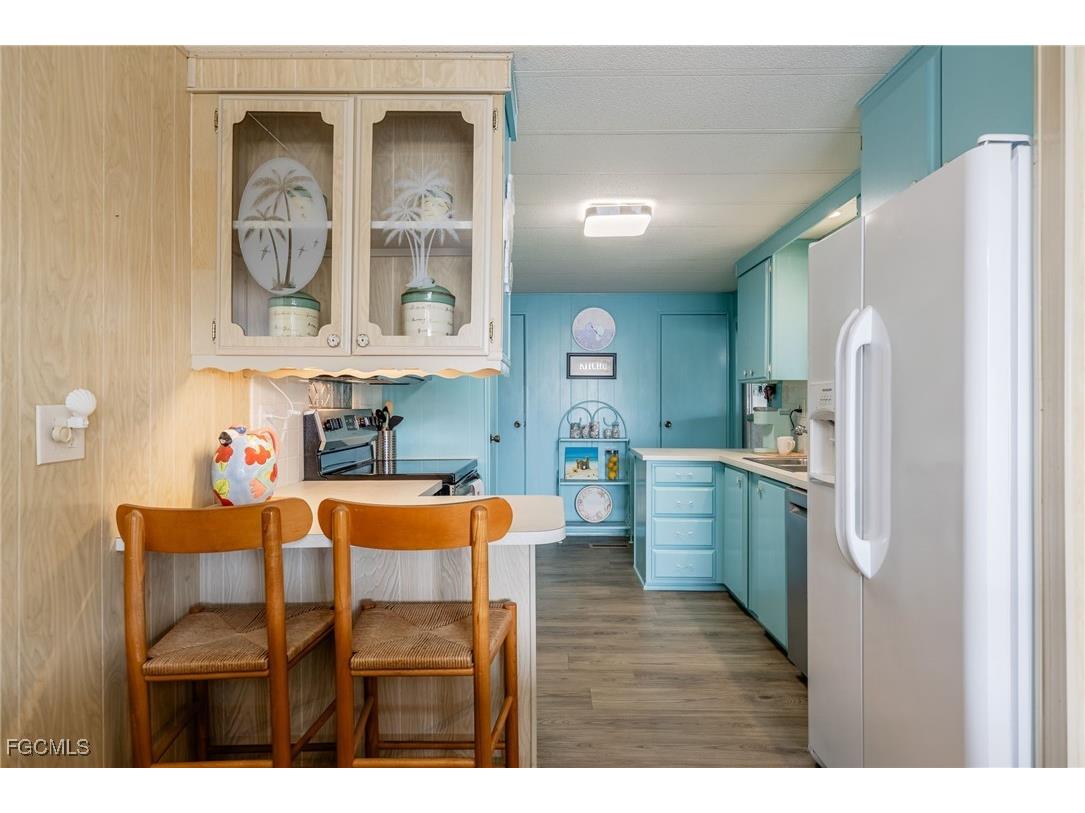 101 Elise Drive Fort Myers FL 33908 2025008900 image13