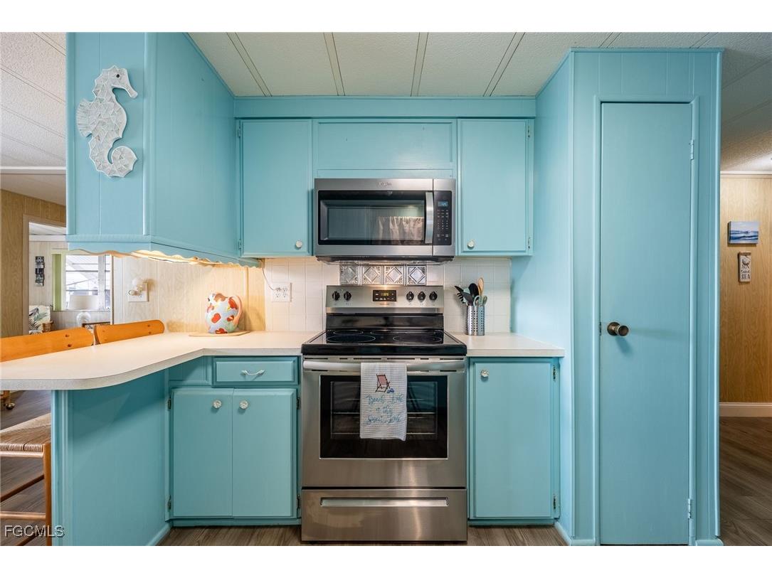 101 Elise Drive Fort Myers FL 33908 2025008900 image16