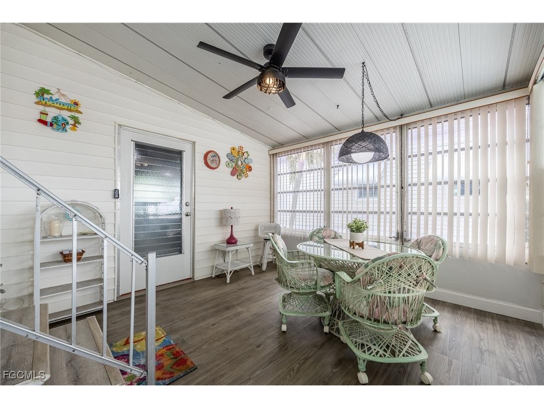 101 Elise Drive Fort Myers FL 33908 2025008900 image24