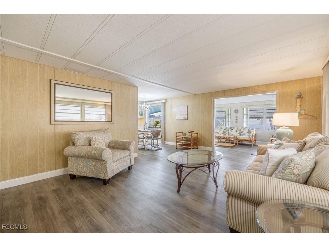 101 Elise Drive Fort Myers FL 33908 2025008900 image7