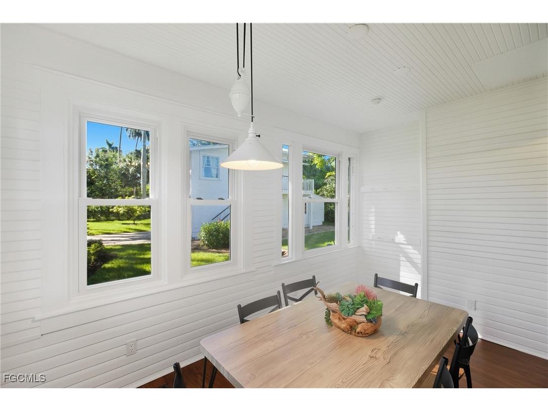 101 Fairview Avenue Fort Myers FL 33905 2025011580 image17