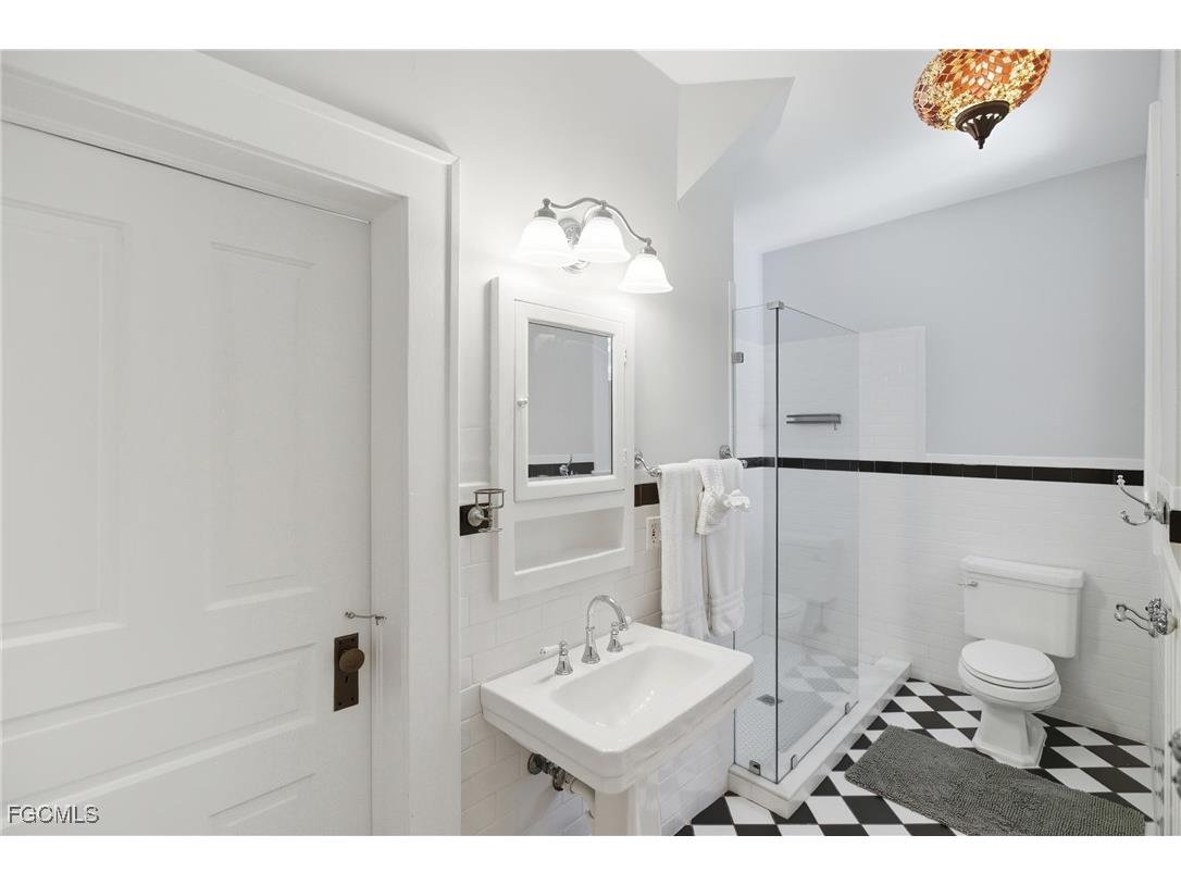 101 Fairview Avenue Fort Myers FL 33905 2025011580 image20