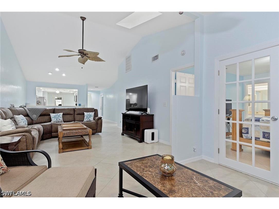 101 Fox Glen Drive #6-4 Naples FL 34104 226020518 image3