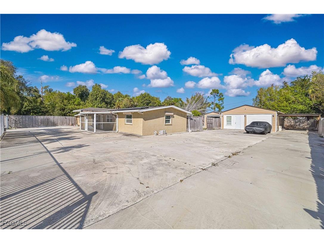 101 Lucille Avenue Fort Myers FL 33916 2026004485 image3