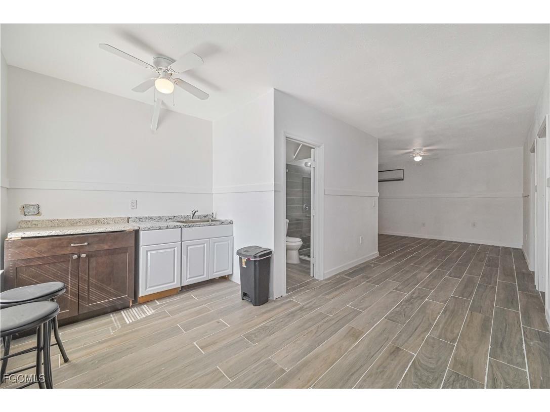 101 Lucille Avenue Fort Myers FL 33916 2026004485 image32