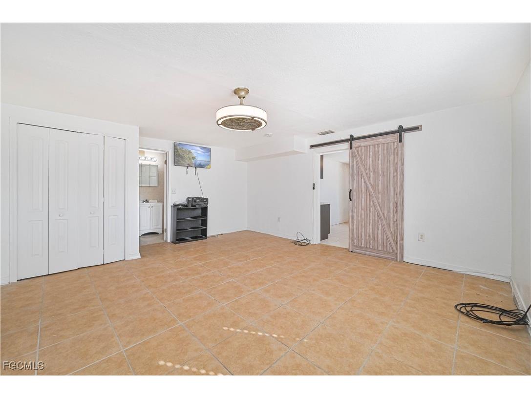 101 Lucille Avenue Fort Myers FL 33916 2026004485 image9