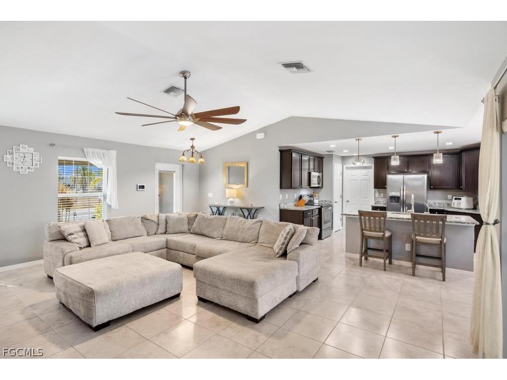 101 NW 25th Terrace Cape Coral FL 33993 2026008909 image11