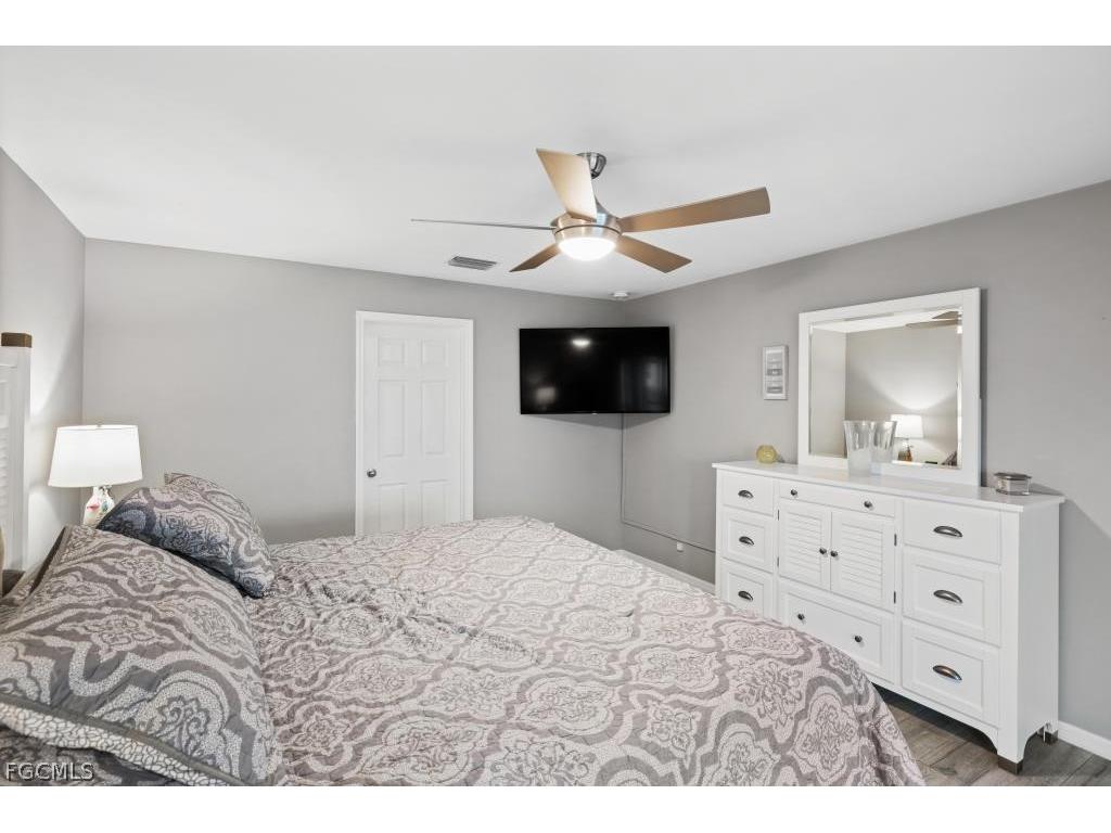 101 NW 25th Terrace Cape Coral FL 33993 2026008909 image24