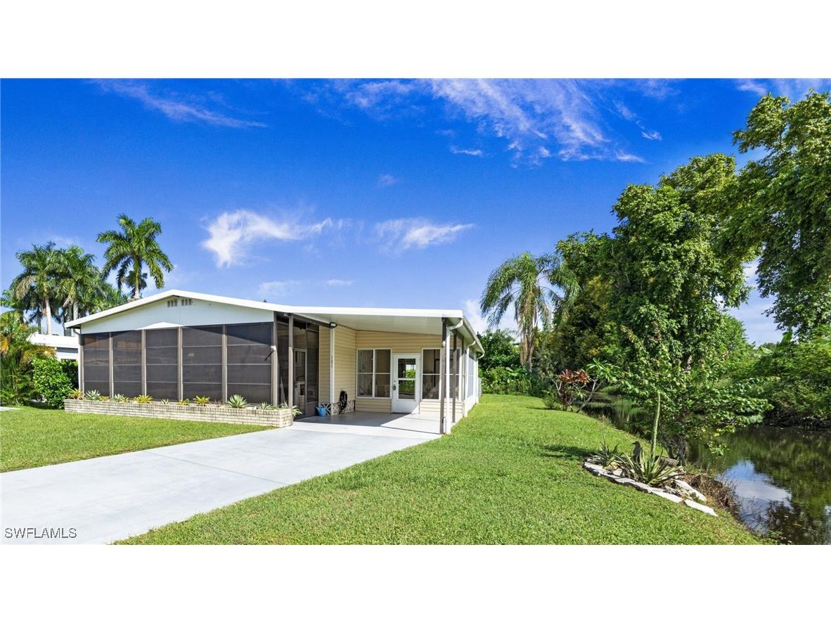 101 Pine Key Lane Naples FL 34114 225071501 image1