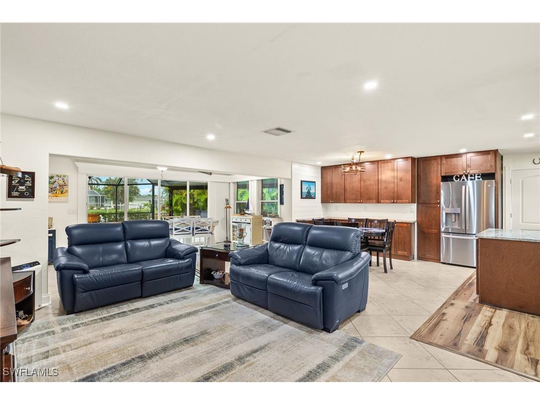 101 SE 41st Terrace Cape Coral FL 33904 225054913 image7