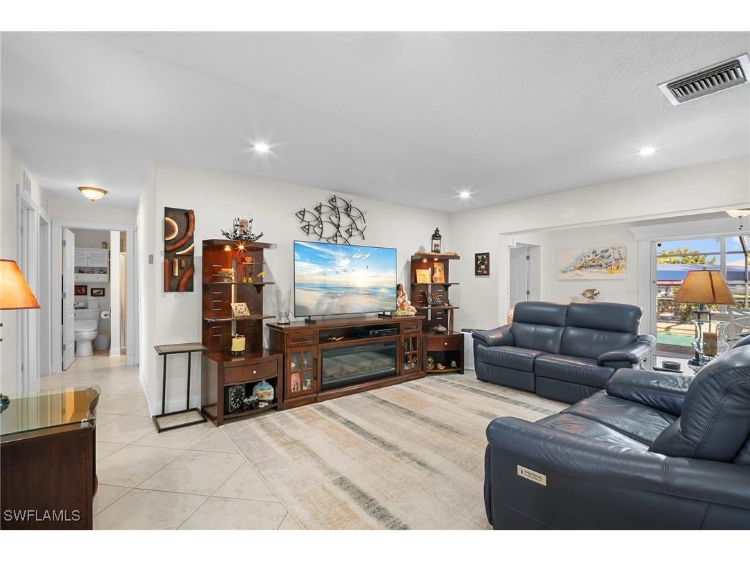 101 SE 41st Terrace Cape Coral FL 33904 226000297 image10