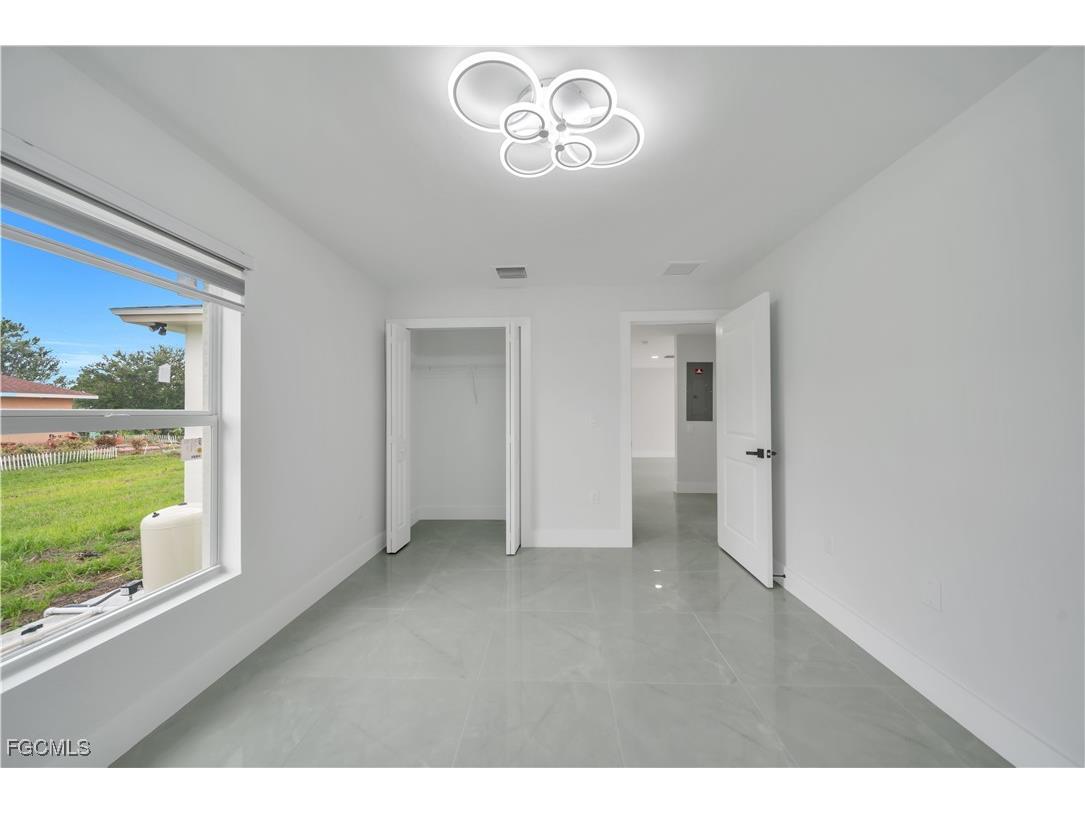 101 W 9th Street Lehigh Acres FL 33972 2025003666 image6