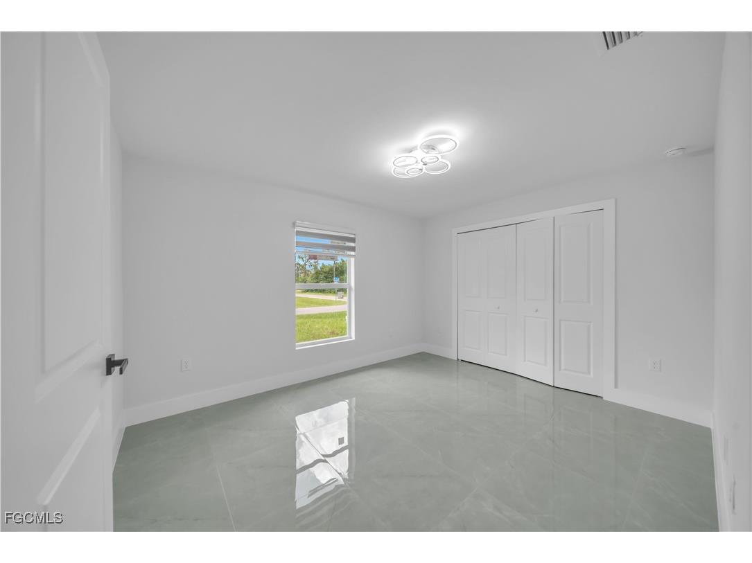 101 W 9th Street Lehigh Acres FL 33972 2025003666 image9