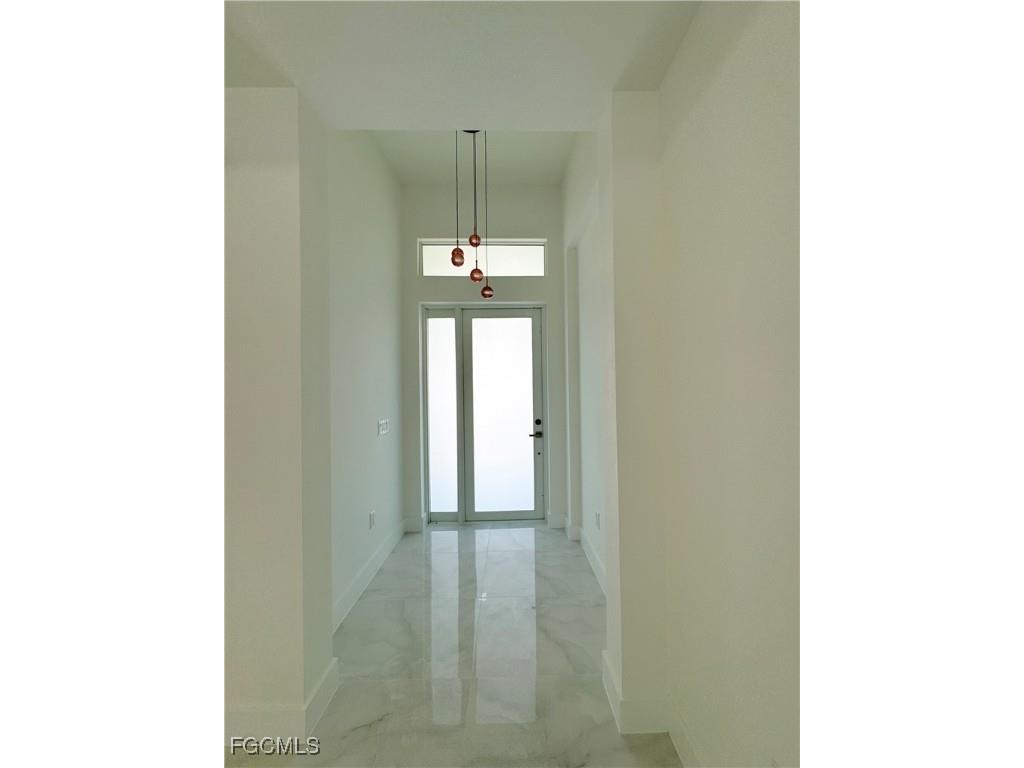 1010 Euclid Avenue Lehigh Acres FL 33972 2025009519 image8