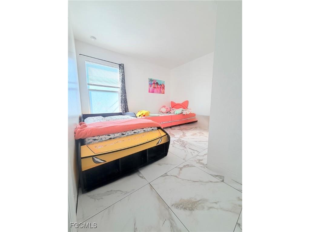 1010 NE 1st Avenue Cape Coral FL 33909 2025020511 image13