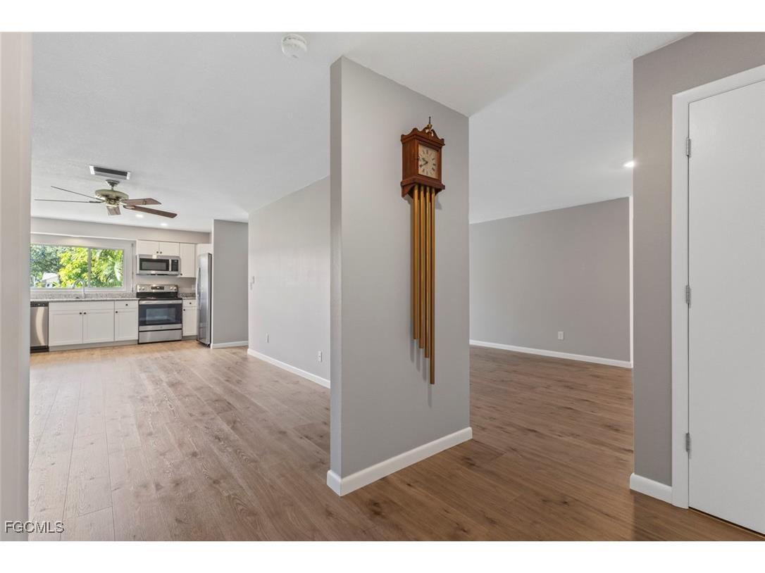 1010 NE 3rd Street Cape Coral FL 33909 2025010904 image10