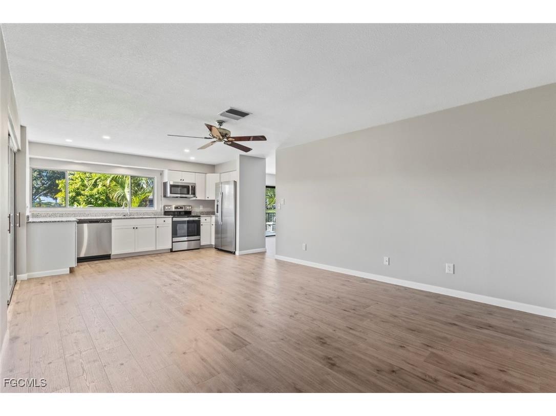 1010 NE 3rd Street Cape Coral FL 33909 2025010904 image16