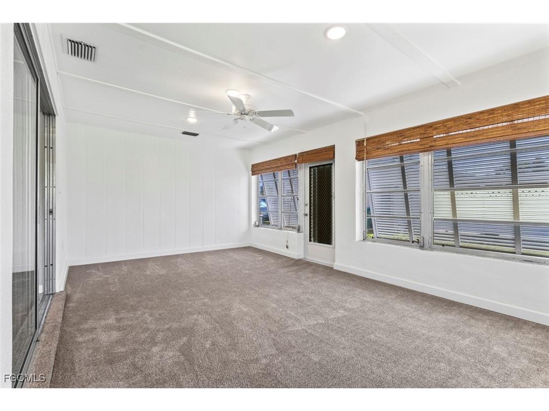 1010 NE 3rd Street Cape Coral FL 33909 2025010904 image33